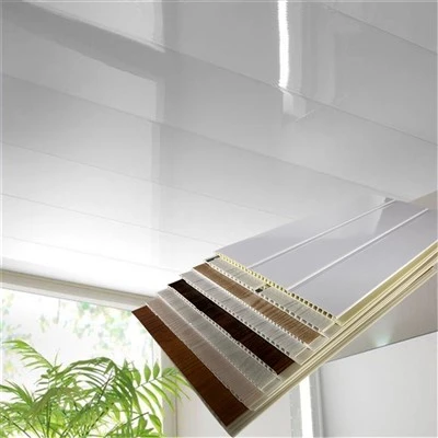 Spalni PVC strop